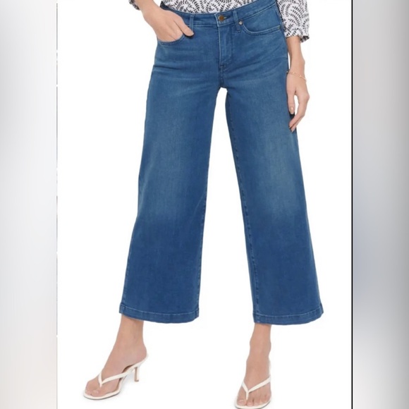 Express Denim - Express Cropped Wide Leg High Rise Jean